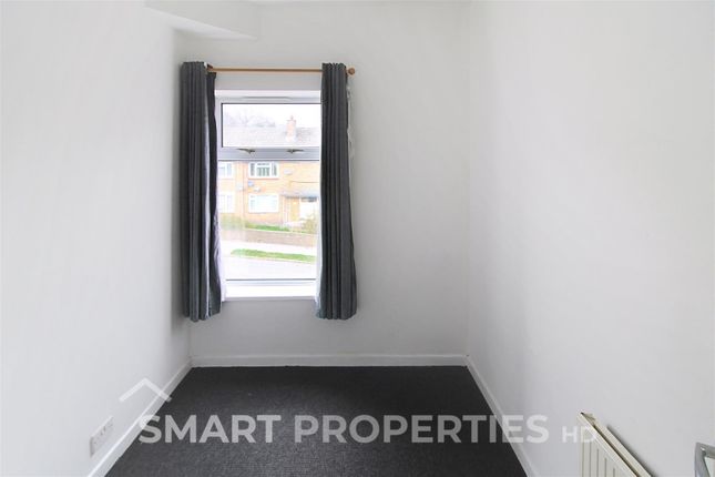 9, Blagden Lane, Huddersfield photo 5