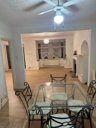 Double room, London photo 5