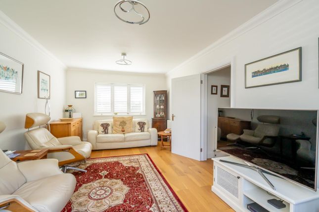 6, Fawkes Mews, Bognor Regis photo 2
