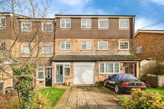 Town house for sale in The Coppings, Hoddesdon