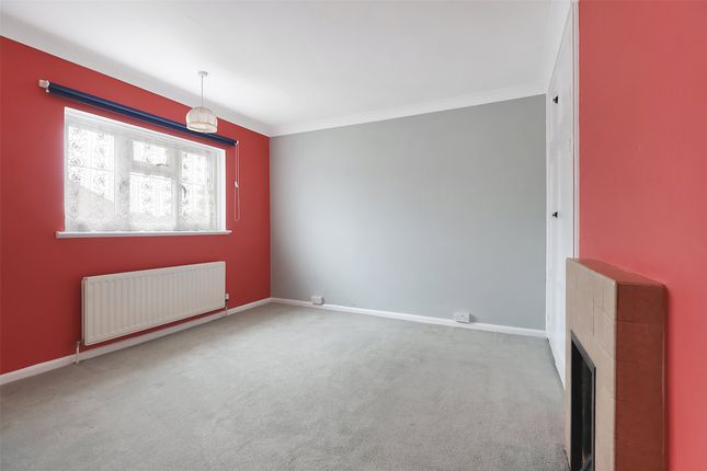 27, Warwick Close, Dorking photo 4
