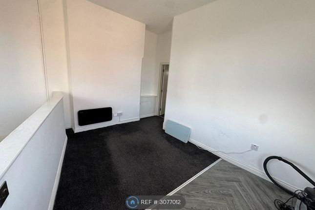 Featherstone, Pontefract photo 4