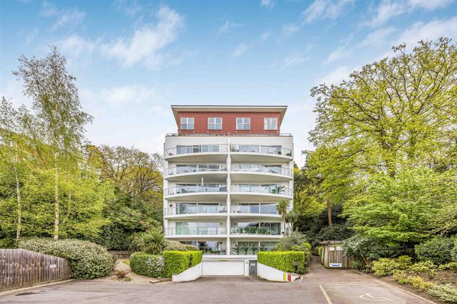 Thumbnail Flat for sale in Glen Road, Parkstone, Poole