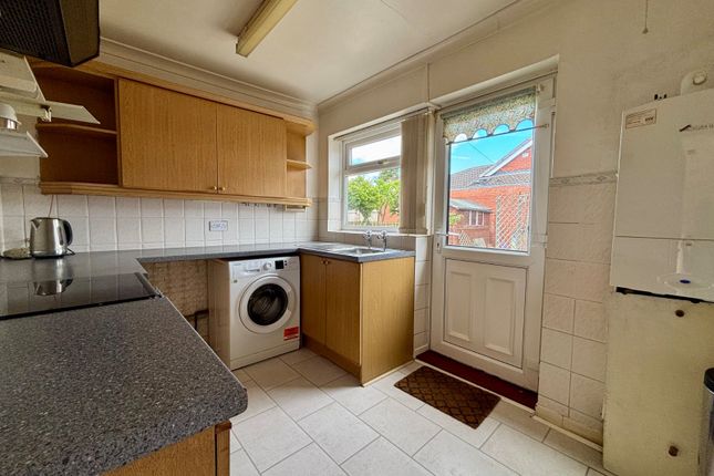 5, Thropton Crescent, Tyne and Wear photo 2