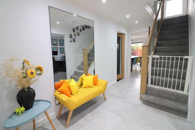 24, Chiltern Road, Barton Le Clay photo 2