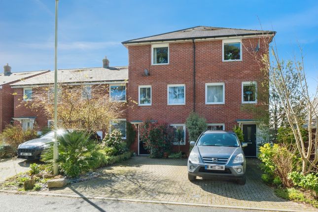 Town house for sale in Wilroy Gardens, Southampton