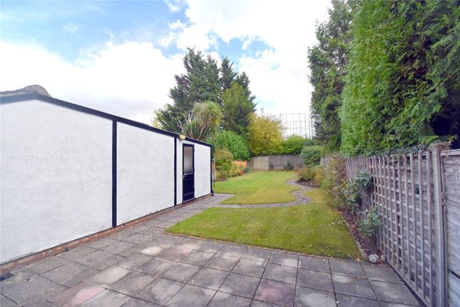 116, Motspur Park, New Malden photo 2