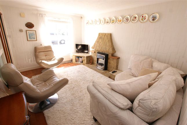 56, Hadrian Way, Wimborne photo 4