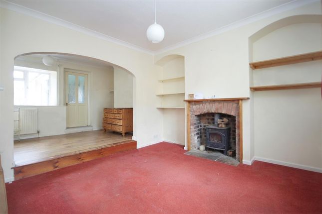 88, High Street, Rushden photo 4