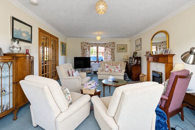 10, 10 Highfield Circle, Kinross photo 4