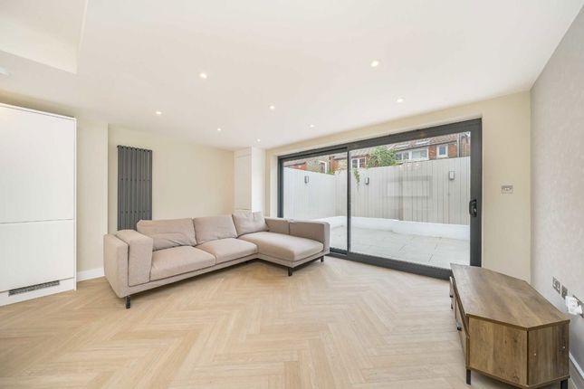 Flat 1, 20, Hoyle Road, London photo 4