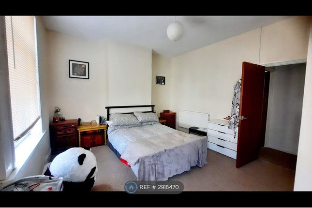 Oakley Street, Newport photo 5