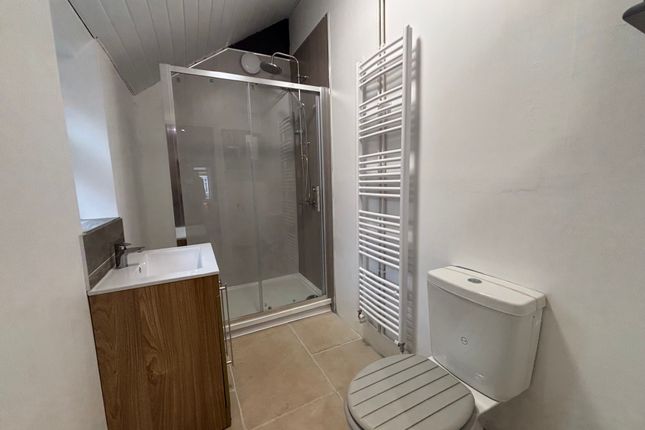 10, Spencer Street, Oadby photo 3