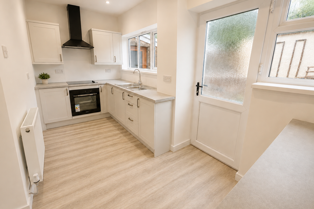 38 Eirw Road, Porth photo 3