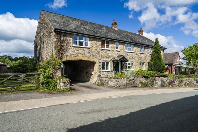 Old Yew Cottage-1.Jpg
