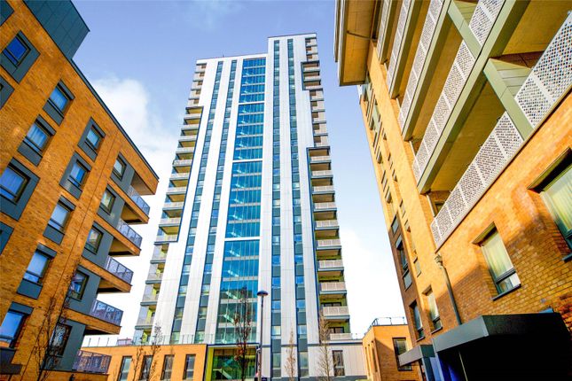 Flat for sale in Rivers Apartments, Cannon Road, London