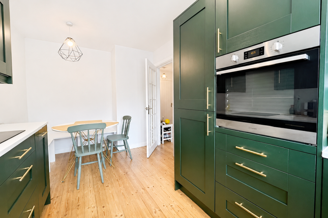 Flat 22, Balmoral Court, 231-237 Nevill Road, Hove photo 3