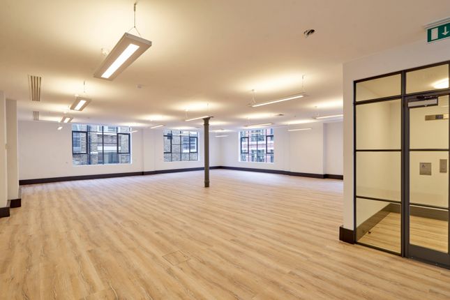 Office to let in Ireland Yard, London