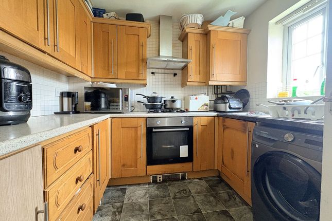 2 Lowbrook Avenue, Manchester photo 2