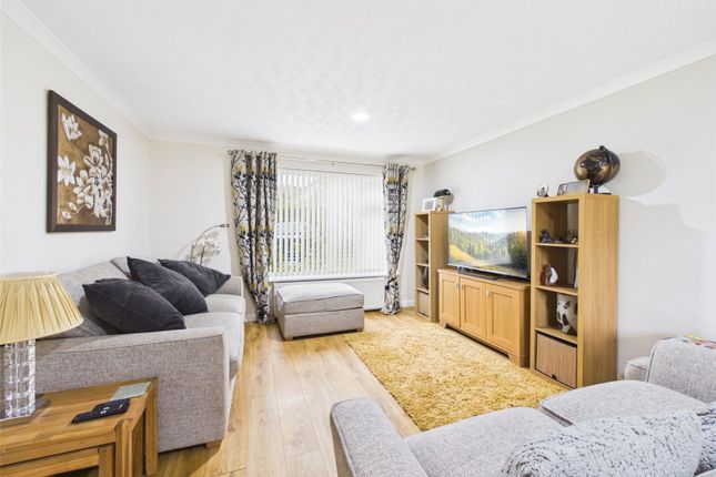 10, Churchill Road, Devon photo 4