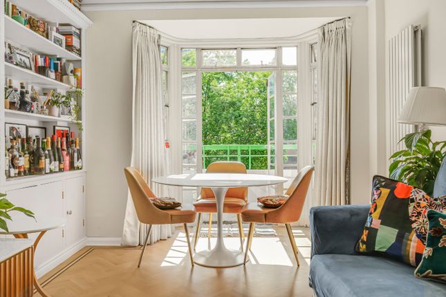 2-bed flat on 52, Dorset House, London, £750,000