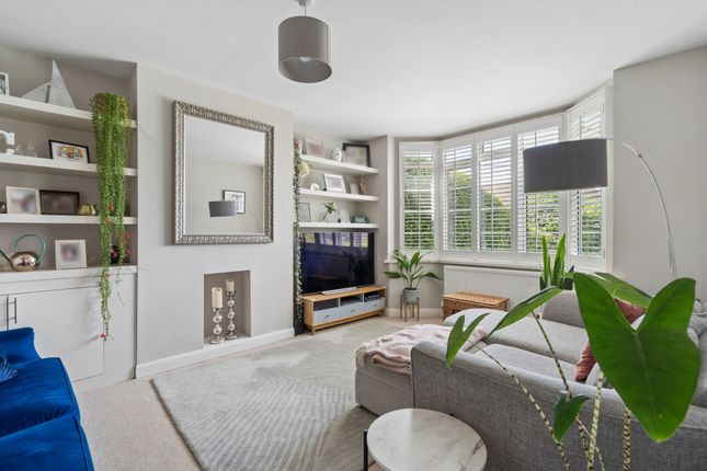 11 First Avenue, Amersham photo 3