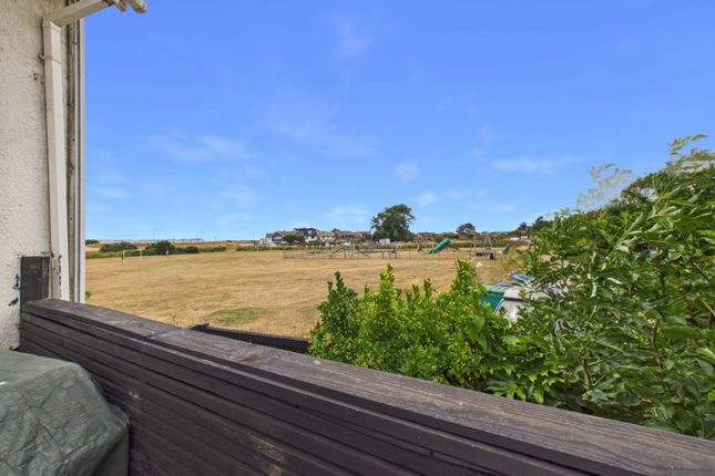 8, River Close, Shoreham-by-Sea photo 4