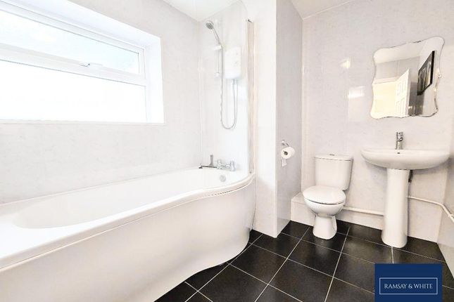 26, High Street, Dowlais photo 5