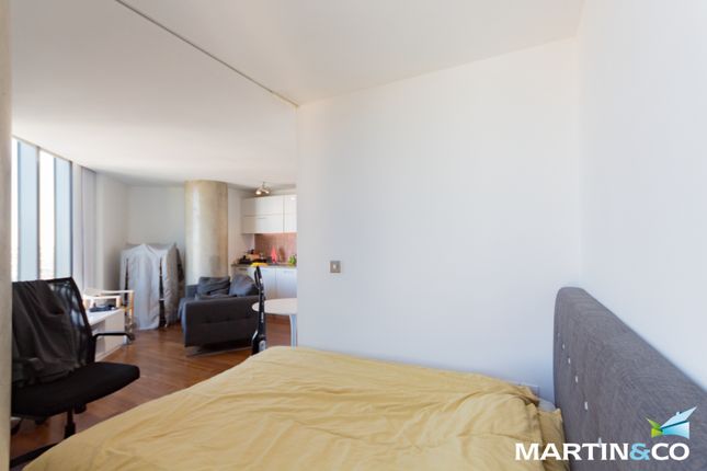 Apartment 2803 Beetham Tower, 10, Holloway Circus Queensway, Birmingham photo 5