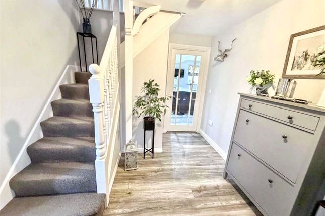 30, Elmfield, Houghton Le Spring photo 5