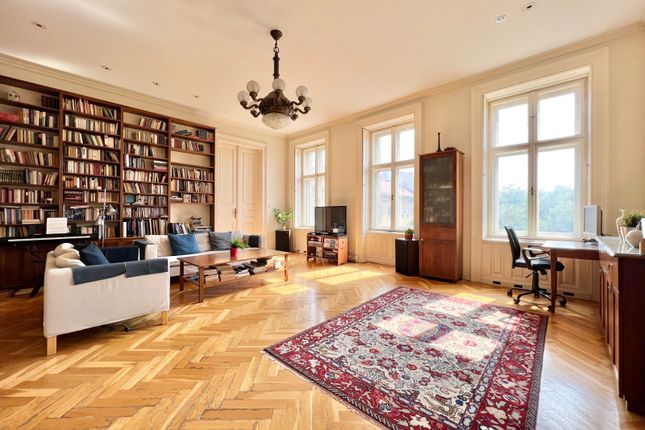 Apartment for sale in Hunyadi Square, Budapest, Hungary