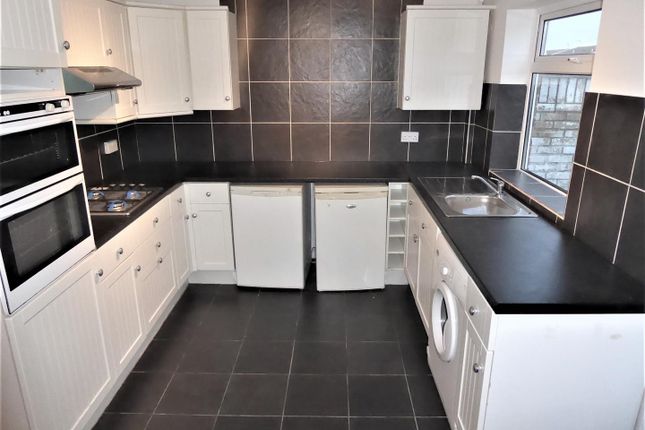 43, Wrentham Avenue, Herne Bay photo 4