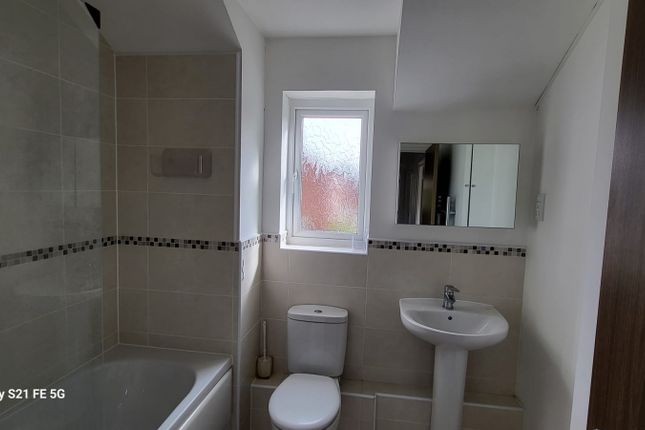 51 Pippin Road, Aylesbury photo 5