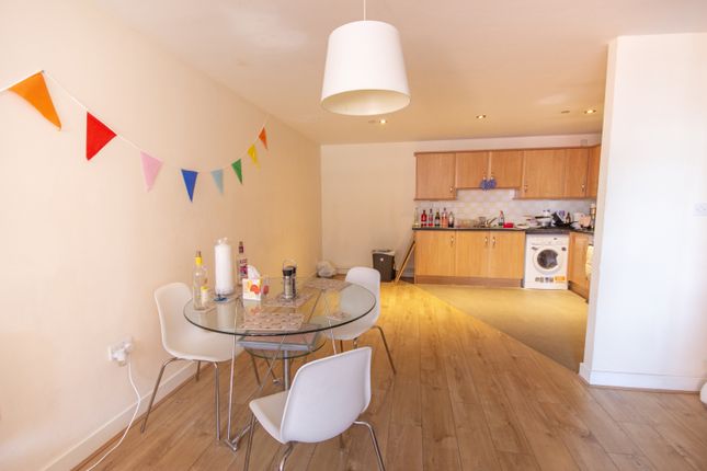 Apartment 13, Waterloo House, Thornton Street, Newcastle upon Tyne photo 3
