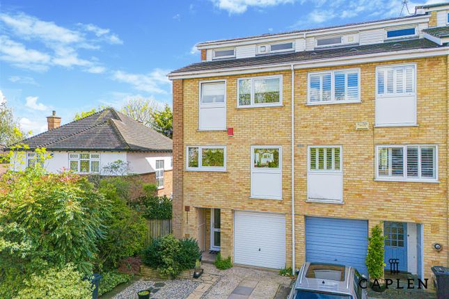 End terrace house for sale in Ford End, Woodford Green