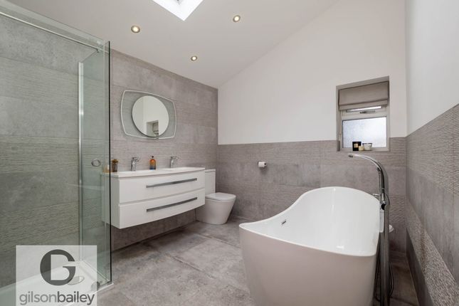 7, Heath Way, Norwich photo 4
