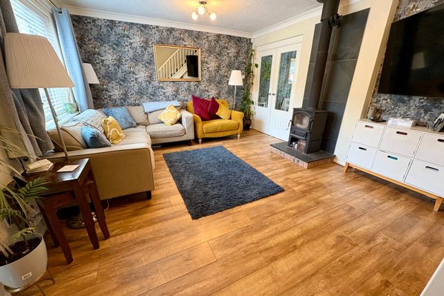 21, Aland Gardens, Leicester photo 2