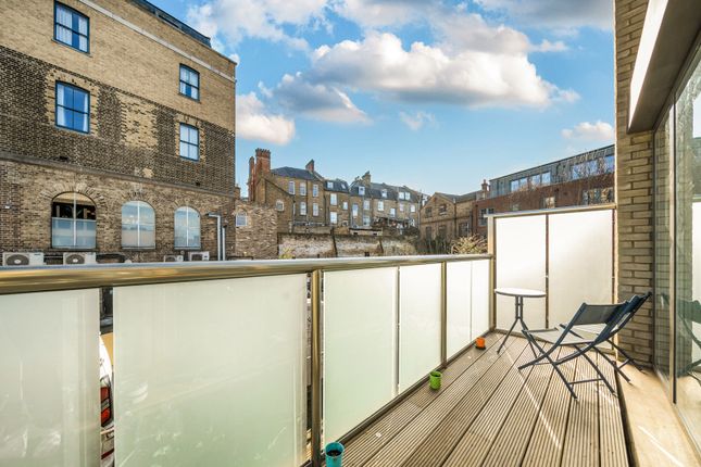 Flat 9, Zola House, 21, Crystal Palace Parade, London photo 3