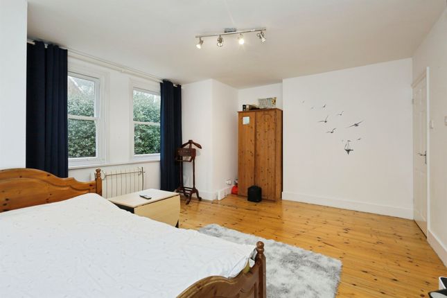7a, Grassington Road, Eastbourne photo 3