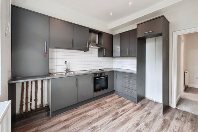 27 Upper, Warwick Road, Southend-On-Sea photo 4