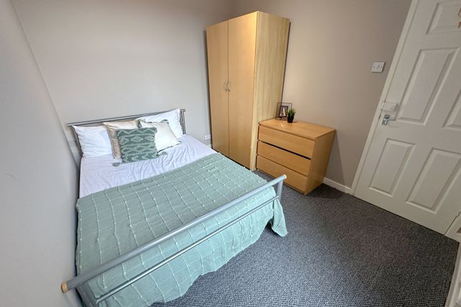 Thornycroft Road, L15 0EN photo 3