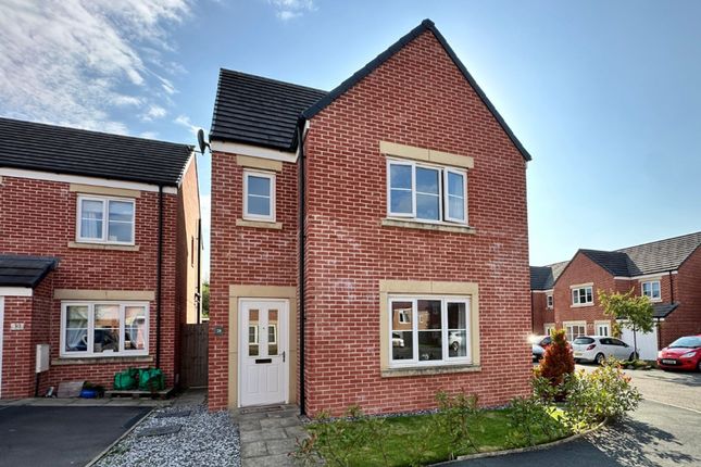 Raisbeck Close