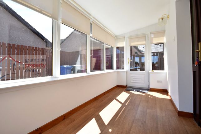 12 Springfield Gardens, Elgin photo 3