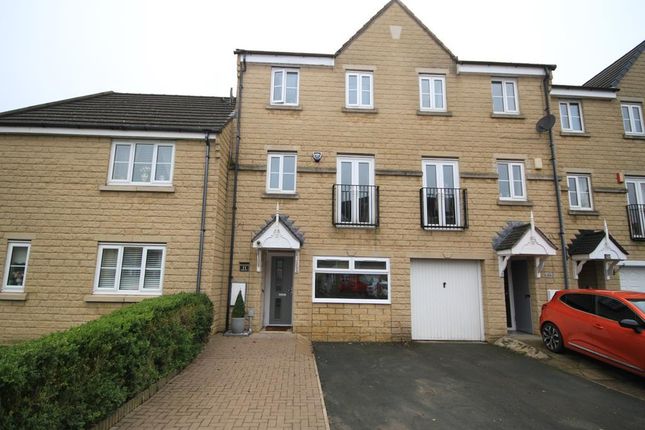 Town house for sale in Brander Close, Idle, Bradford