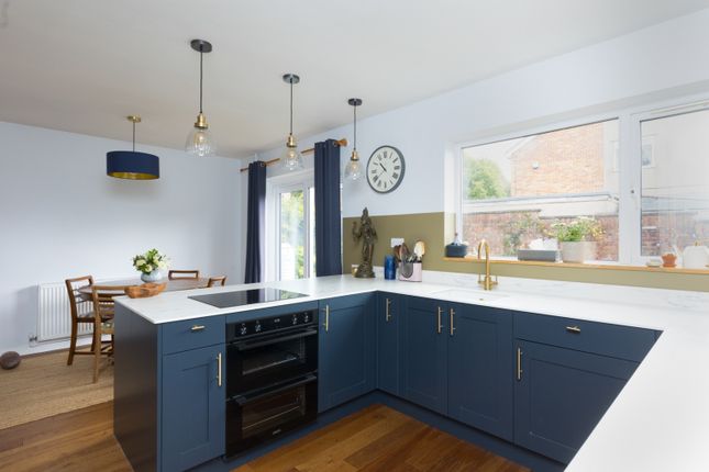 48 Drake Road, Wells, Somerset photo 2