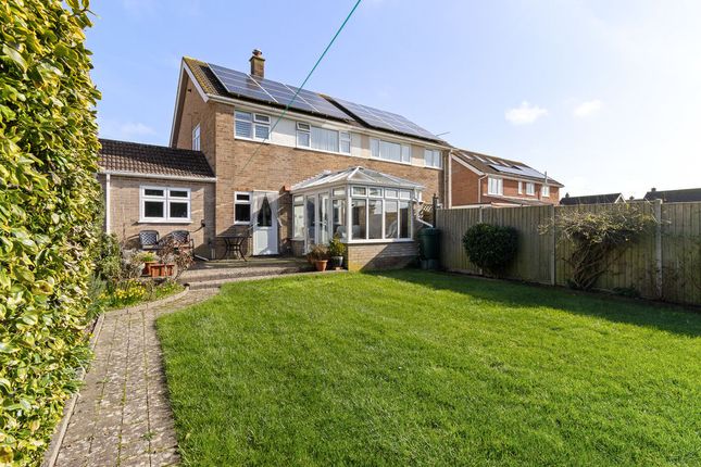 3, Winchester Drive, Chichester photo 2