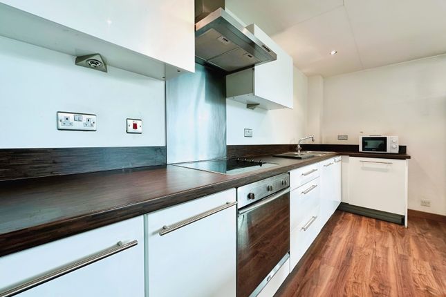 Apartment, 14, St. George Building, Leeds photo 5