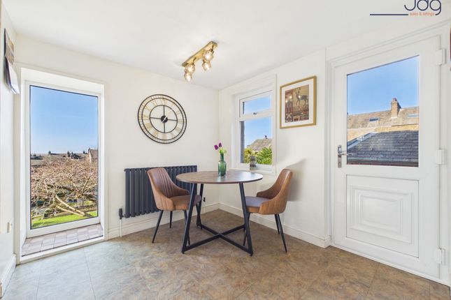 2 Derwent Road, Lancaster photo 4
