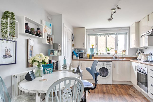 21, Leachman Way, Petersfield photo 5