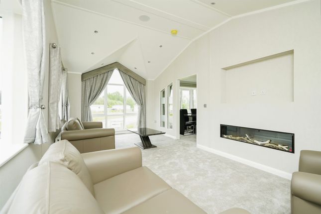 Plot 25, The Kensington, Heathfield, Kidlington photo 3